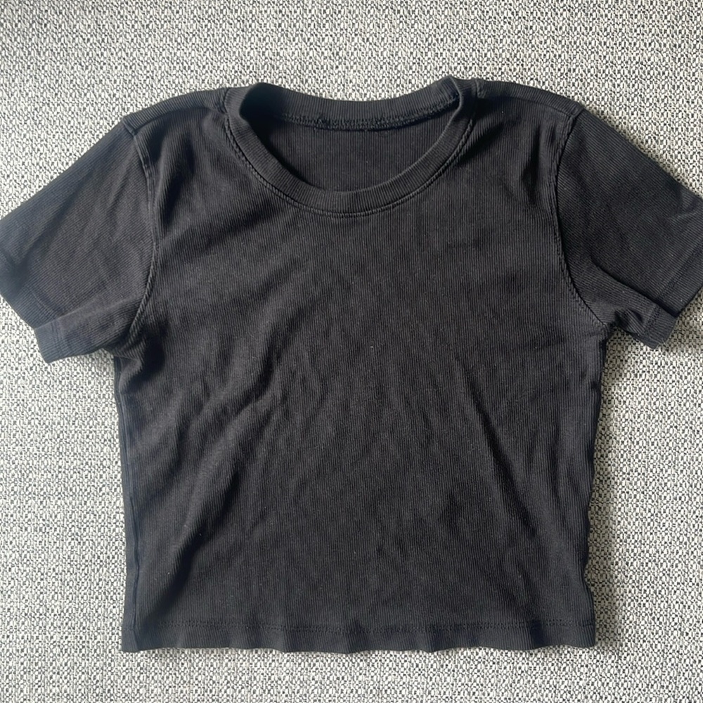 Wilfred Ribbed Crop Top